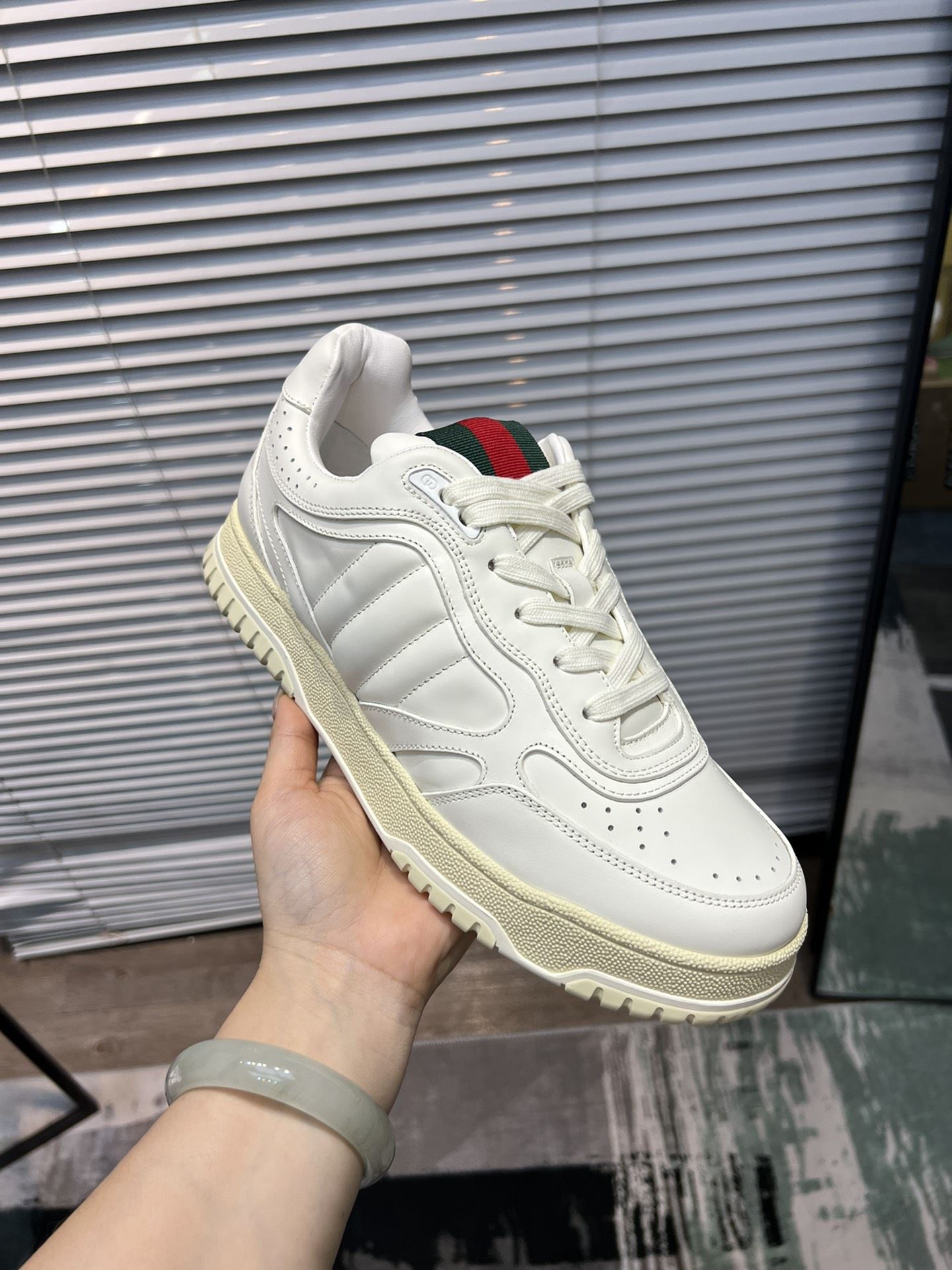 Gucci Low Shoes